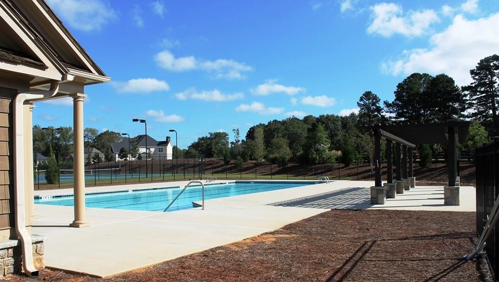 Resort-Style Swimming Pool